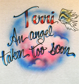 Airbrush memorial lettering on t-shirt